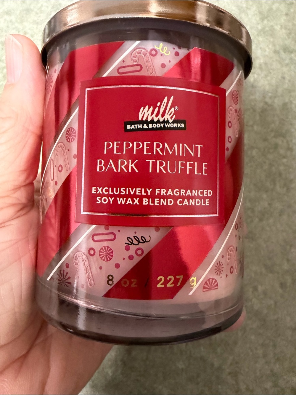 Bath & Body Works Milk Peppermint Bark Truffle Candle - Red